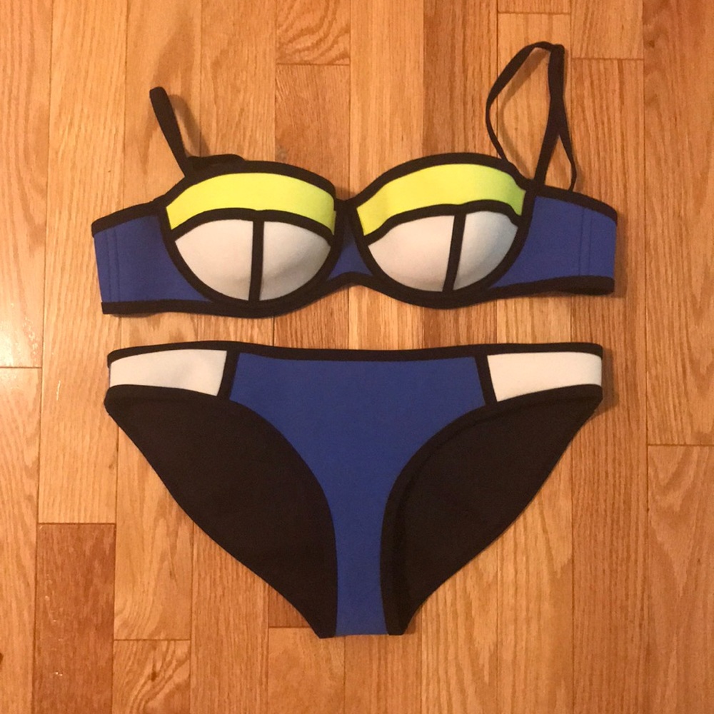 Triangl bathing suit